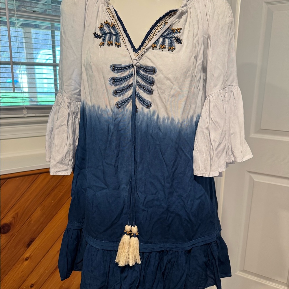 Bohemian Blue & White Cover Up Tunic Size Xs perfect for summer tassels on front - Picture 2 of 7